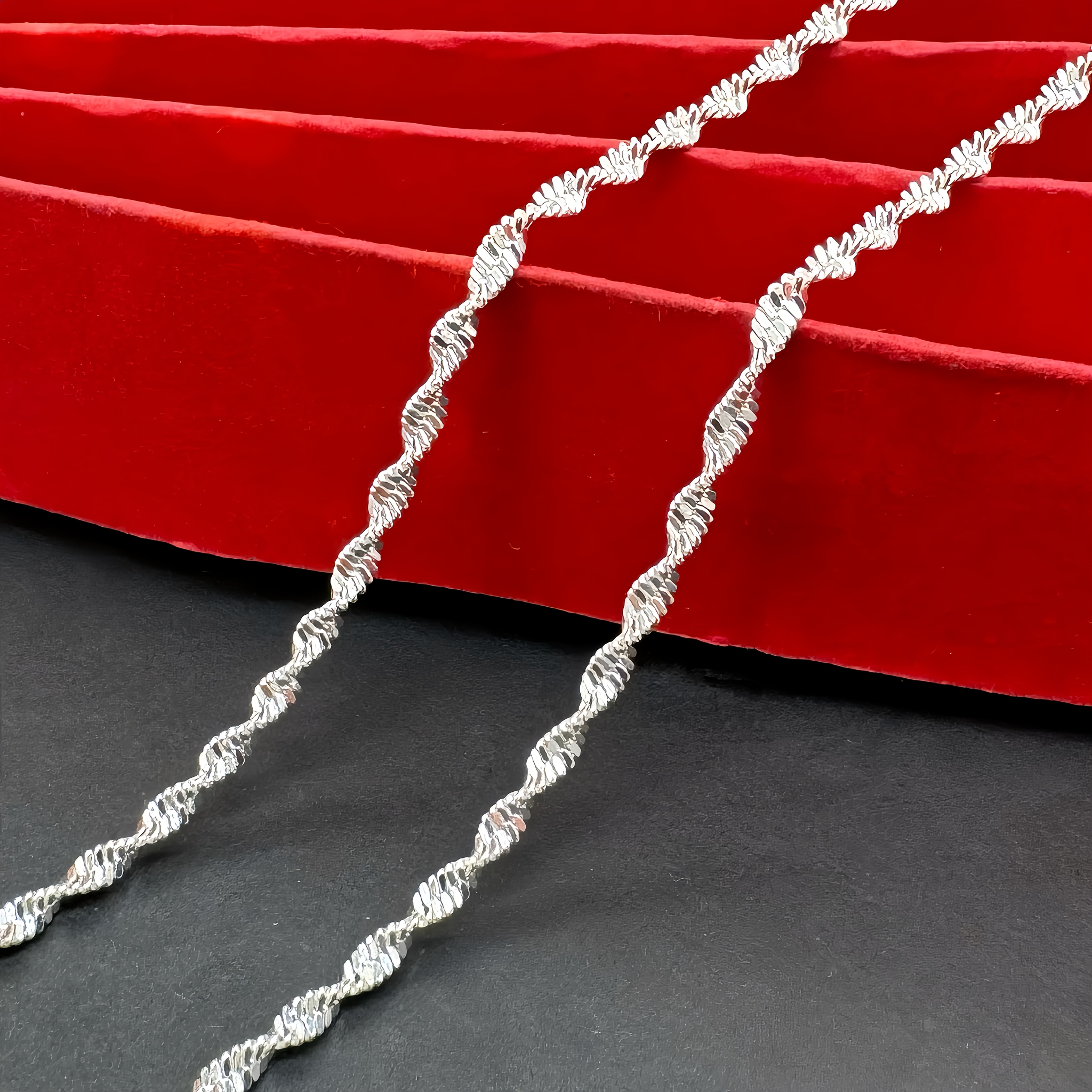 Women's Plated Water Wave Necklace — Elegant Accessory